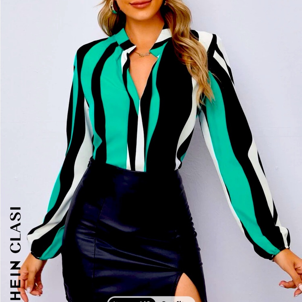 Women’s blouse size medium